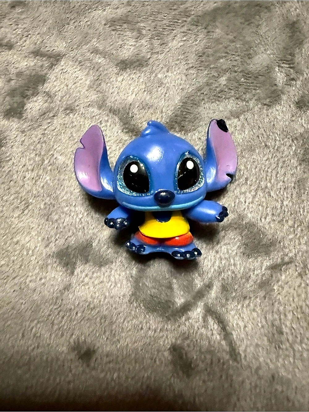 Disney Doorables Neon Collection Stitch Figure Blue & Yellow